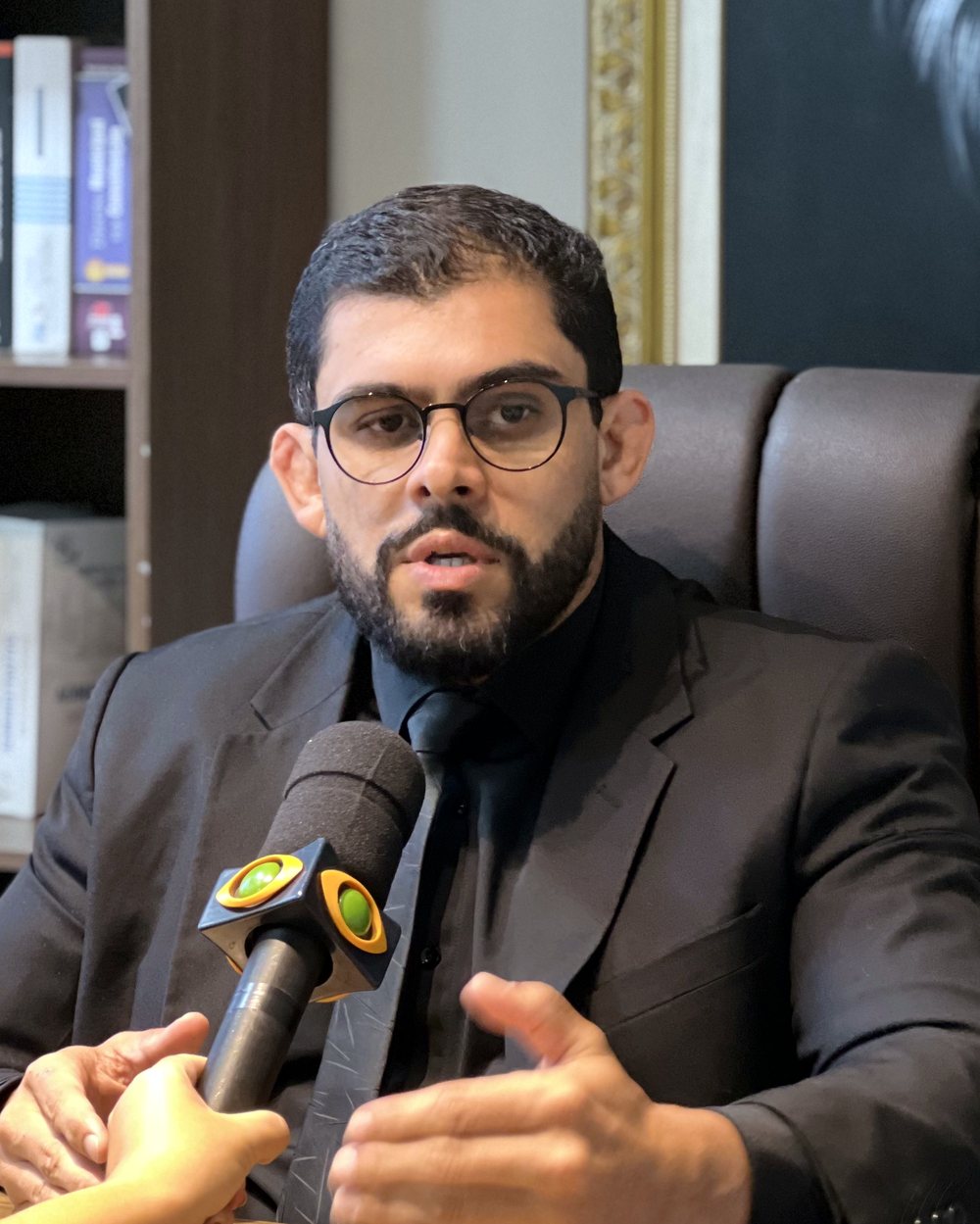 Dr. Ramon Lelis
